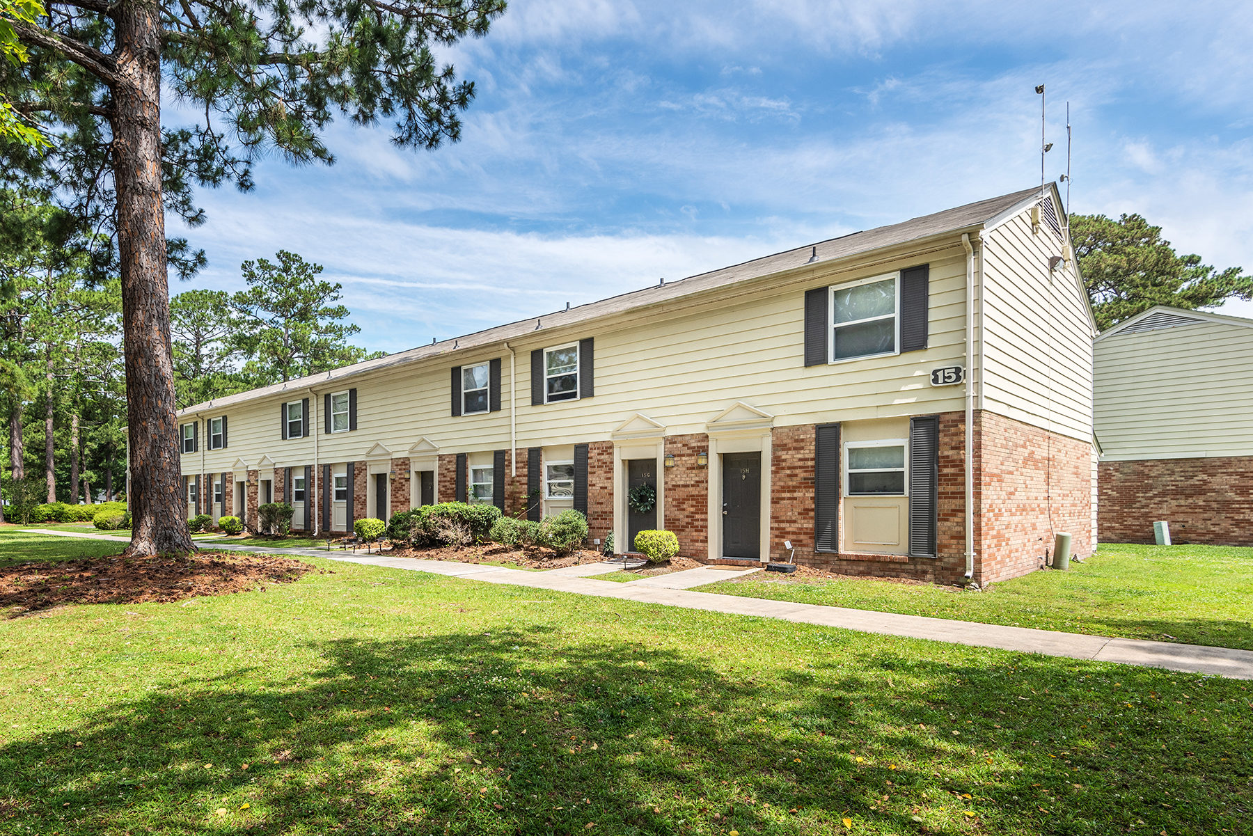 Brynn Marr Village The Multifamily Advisory Group at Cushman & Wakefield